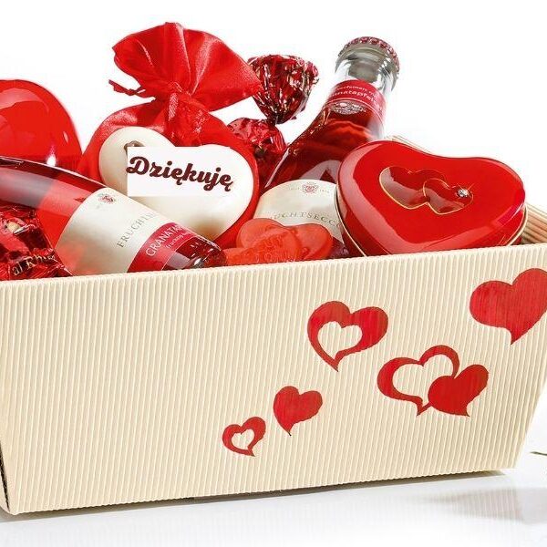 walentynkowy kosz na prezenty